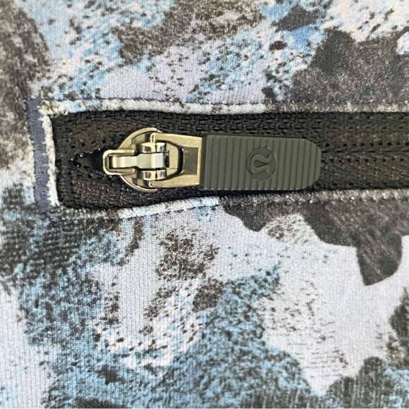 Lululemon Speed Up Tight Full On Luxtreme Screen Camo Multi Leggings - Picture 5 of 8